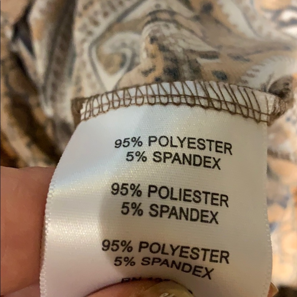 Sale 🌷 NWOT Ellen Tracy Brown Top - Picture 4 of 4